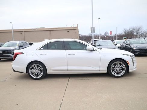 Used 2020 Cadillac CT4 Premium Luxury RWD image 4