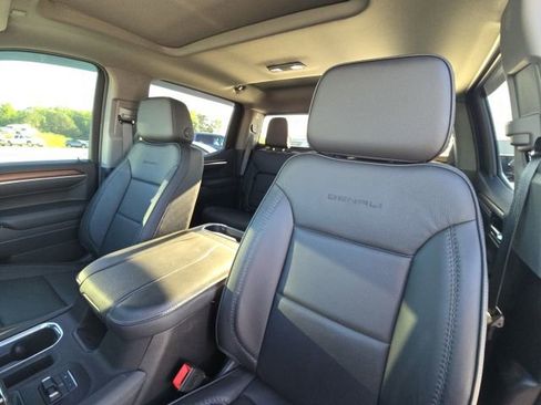 Used 2025 GMC Sierra 1500 Denali image 24