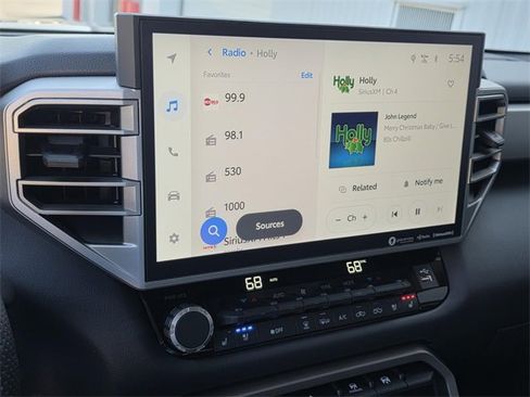 Used 2023 Toyota Tundra Limited image 22