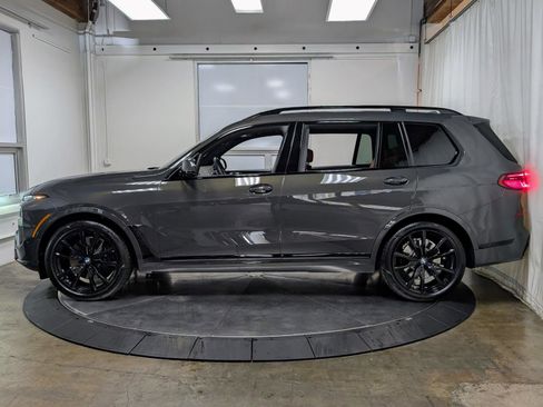 Used 2026 BMW X7 xDrive40i w/ Executive Package image 6