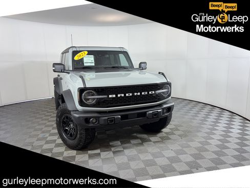 Used 2023 Ford Bronco Wildtrak image 1