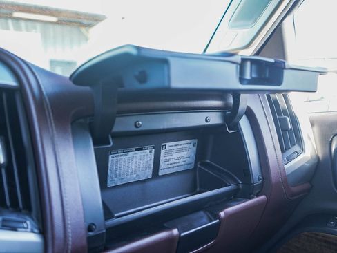 Used 2017 Chevrolet Silverado 2500 High Country w/ Duramax Plus Package image 12