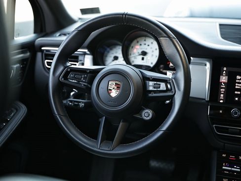 Used 2024 Porsche Macan GTS image 27