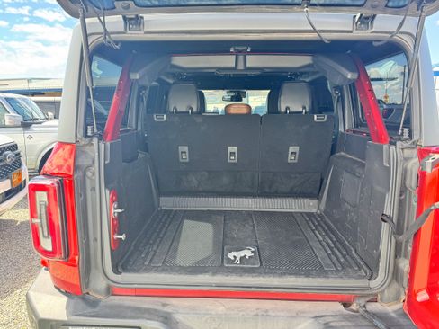 Used 2024 Ford Bronco Outer Banks image 29