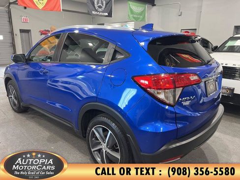 Used 2022 Honda HR-V EX-L image 4