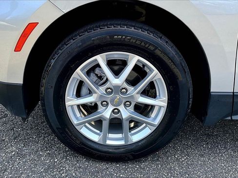 Certified 2022 Chevrolet Equinox LT image 30