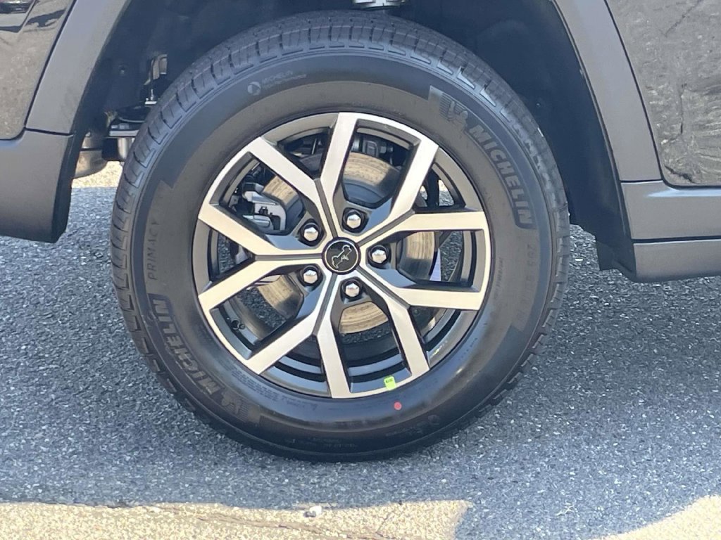 New 2027 Jeep Grand Cherokee 4WD image 13
