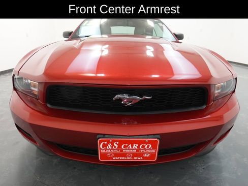 Used 2012 Ford Mustang Premium image 2