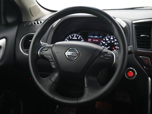 Used 2014 Nissan Pathfinder SL w/ SL Premium Package AWD/4WD image 18