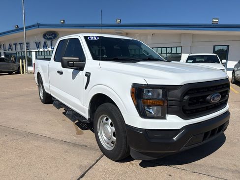 Used 2023 Ford F150 XL RWD image 3