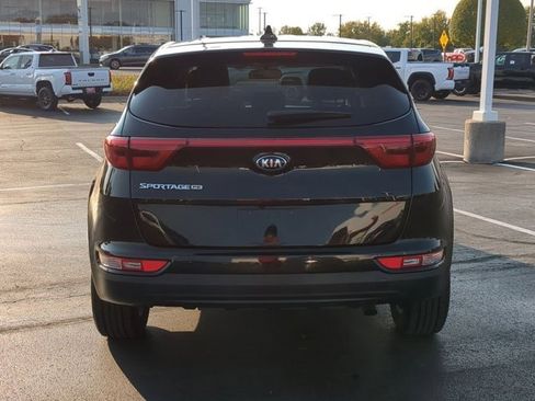 Used 2018 Kia Sportage LX image 8