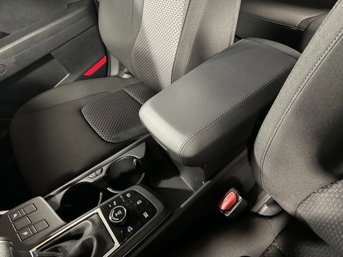 Certified 2025 Kia Sportage LX image 25