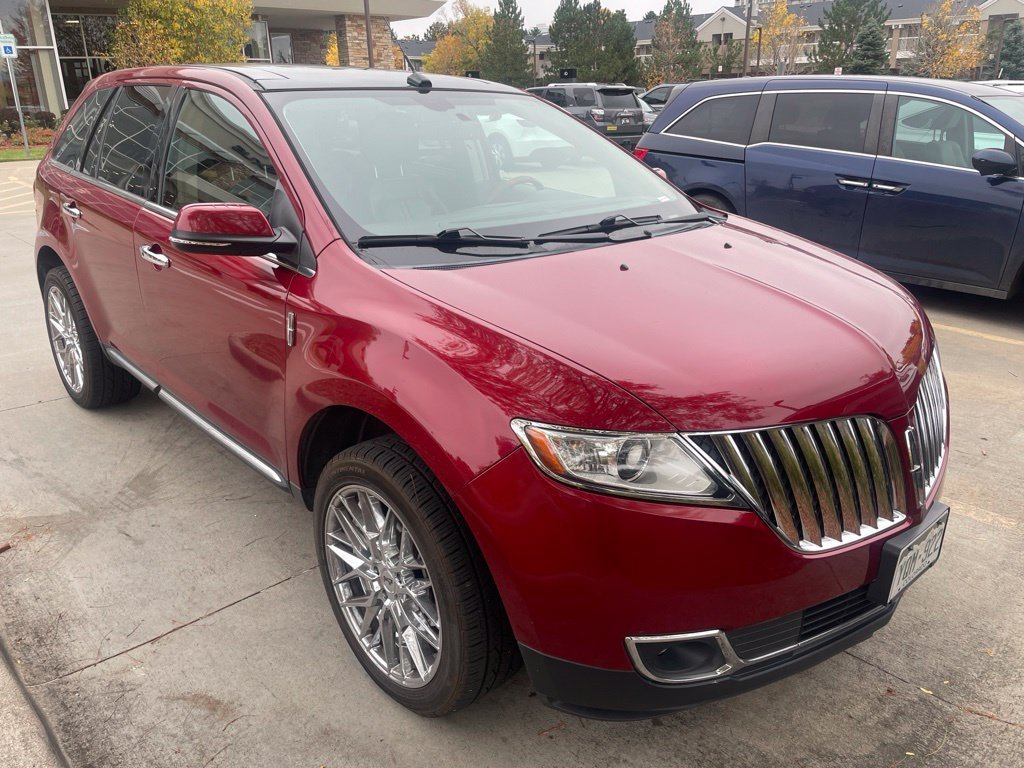 Used 2013 Lincoln MKX AWD image 1