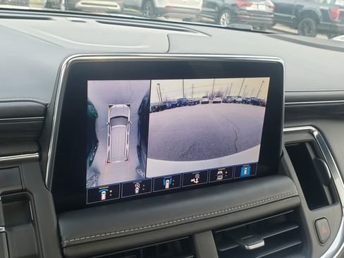 Used 2021 GMC Yukon XL SLT image 27