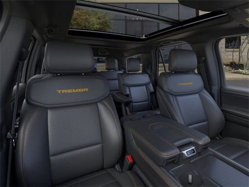 New 2025 Ford Expedition Tremor image 10