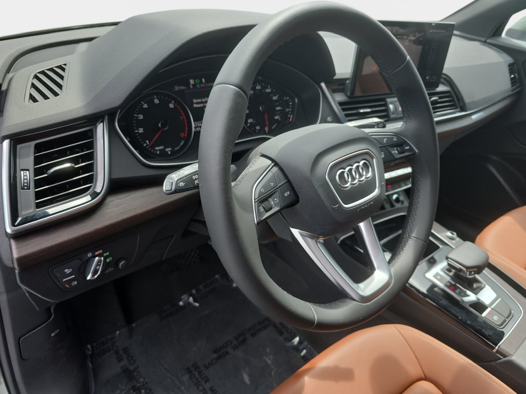 Certified 2023 Audi Q5 Premium w/ Convenience Package AWD/4WD image 21