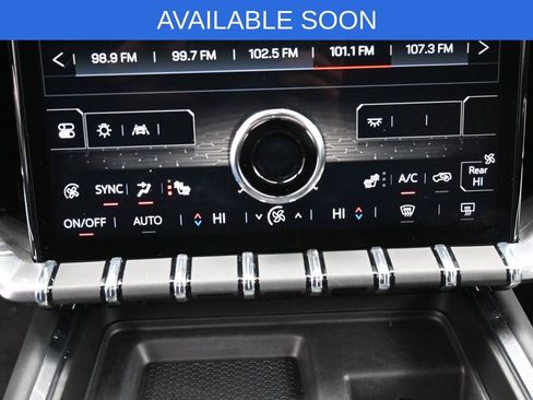 Used 2024 GMC Acadia Elevation w/ Luxury Package image 23