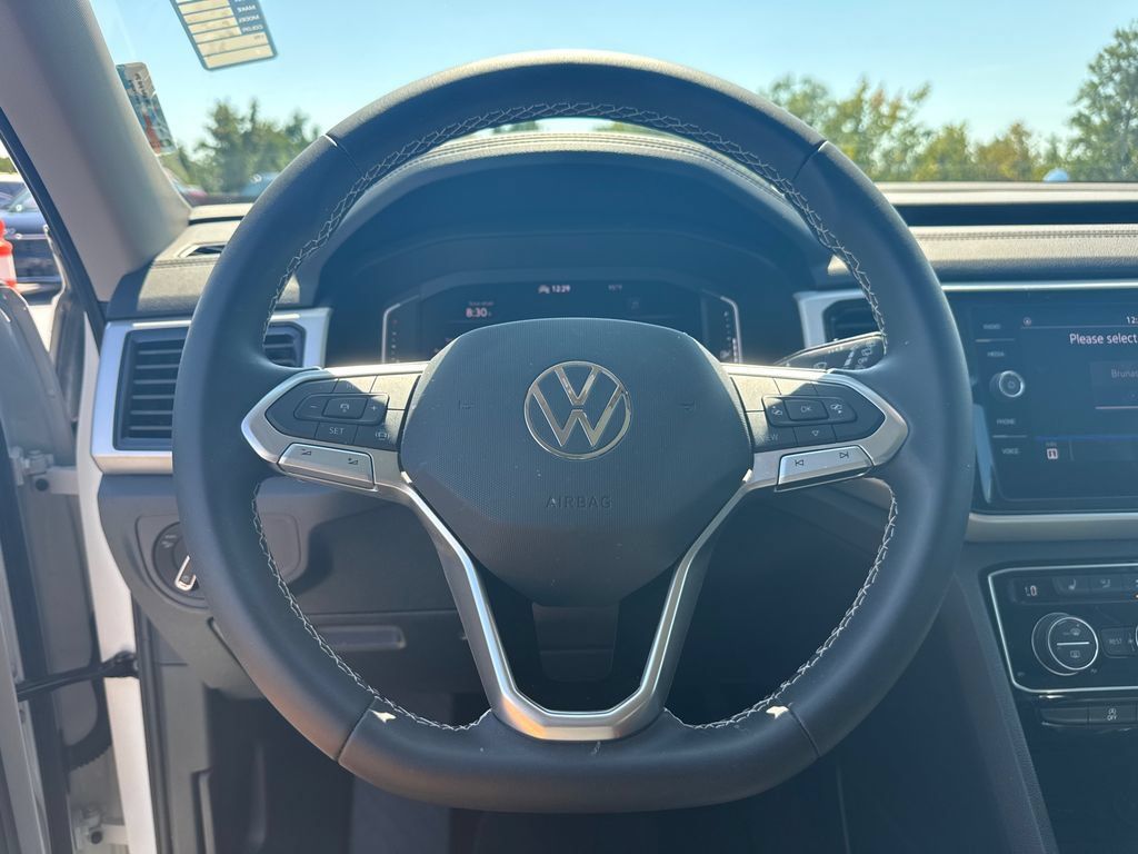 Used 2023 Volkswagen Atlas SE FWD image 9