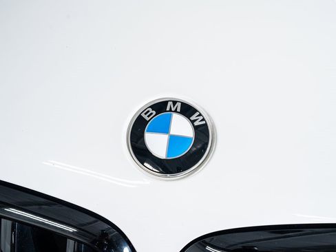 Used 2020 BMW X6 xDrive40i w/ M Sport Package image 18