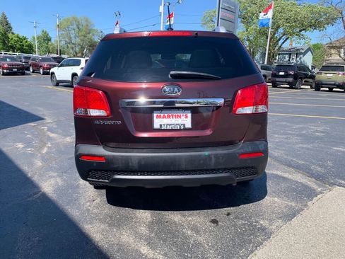 Used 2013 Kia Sorento LX w/ Convenience Pkg FWD image 6