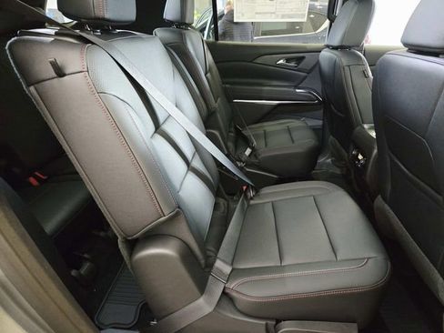 New 2026 Chevrolet Traverse Z71 w/ Driver Confidence Package image 13
