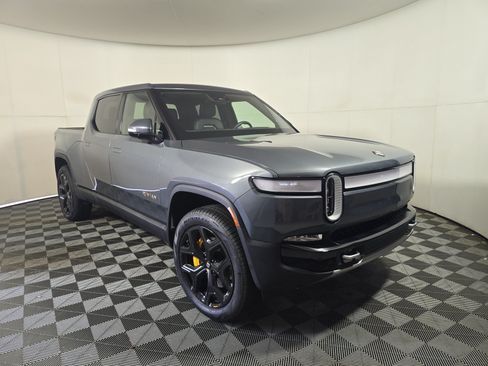 Used 2022 Rivian R1T Adventure AWD/4WD image 7