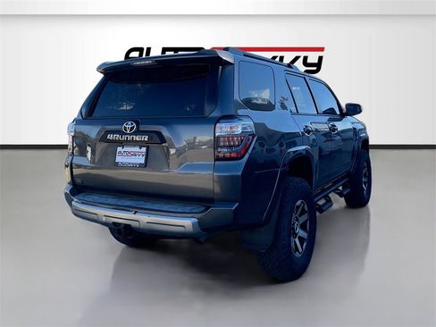 Used 2020 Toyota 4Runner TRD Off-Road Premium image 7
