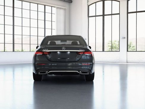 Certified 2022 Mercedes-Benz E 350 4MATIC Sedan image 12