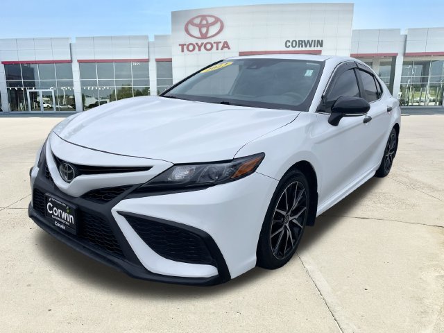 Used 2023 Toyota Camry SE AWD/4WD image 7