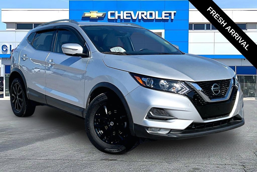 Used 2020 Nissan Rogue Sport SV w/ All-Weather Package FWD image 1