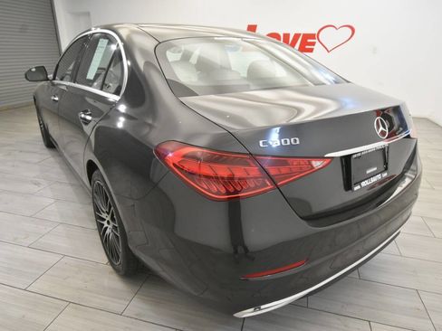Used 2023 Mercedes-Benz C 300 4MATIC Sedan image 3