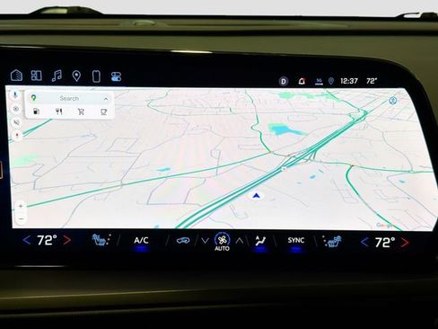 Certified 2025 Chevrolet Traverse LT image 12