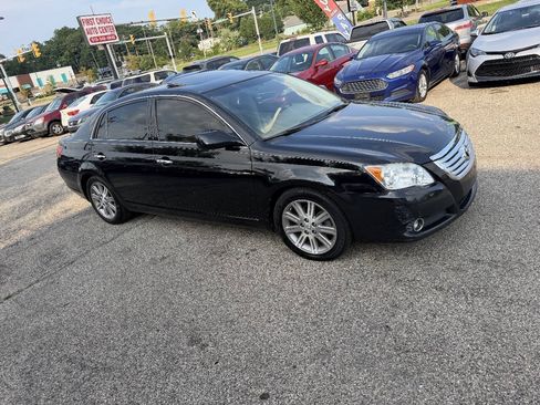 Used 2009 Toyota Avalon Limited FWD image 4