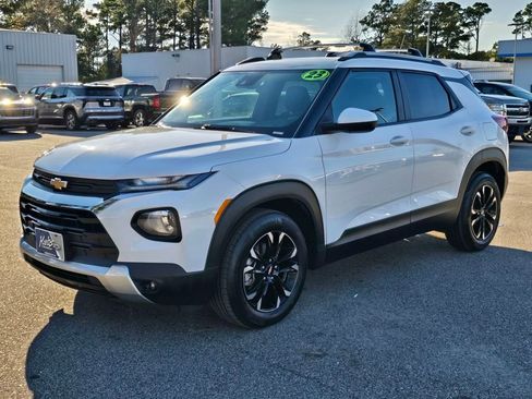 Used 2023 Chevrolet TrailBlazer LT image 1