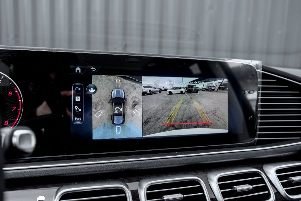 Used 2026 Mercedes-Benz GLS 450 4MATIC image 14