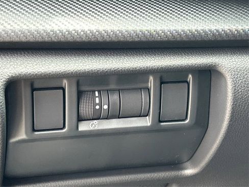 Certified 2025 Subaru Crosstrek 2.5i Limited w/ Crosstrek Mirror Package image 42