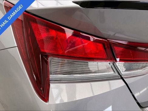 Used 2025 Hyundai Elantra Sport FWD image 16