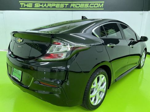 Used 2017 Chevrolet Volt Premier w/ Driver Confidence II Package FWD image 10