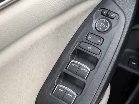 Used 2020 Honda Accord LX image 6