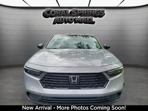 Used 2025 Honda Accord SE image 3