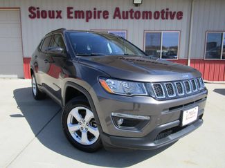 Used 2018 Jeep Compass Latitude AWD/4WD video 1