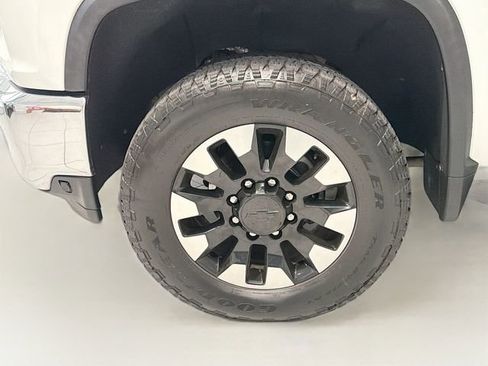 Used 2020 Chevrolet Silverado 2500 LT w/ All Star Edition image 25