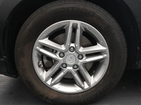 Used 2019 Hyundai Kona SE AWD/4WD image 14
