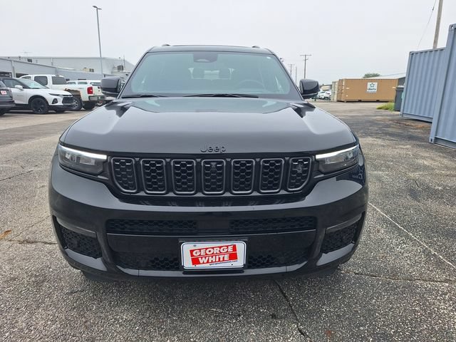 Used 2023 Jeep Grand Cherokee L Summit AWD/4WD image 41