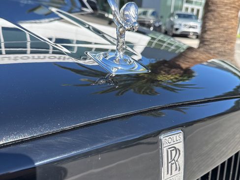 Used 2022 Rolls-Royce Cullinan image 30