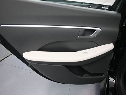 Used 2025 Hyundai Sonata SE image 23