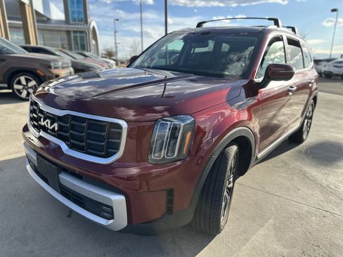 Used 2024 Kia Telluride SX w/ Towing Package image 5
