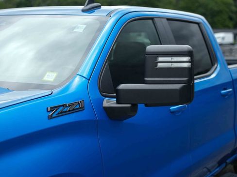 Used 2024 Chevrolet Silverado 1500 RST w/ Z71 Off-Road Package AWD/4WD image 10