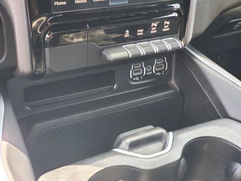Used 2023 RAM 1500 Big Horn AWD/4WD image 19