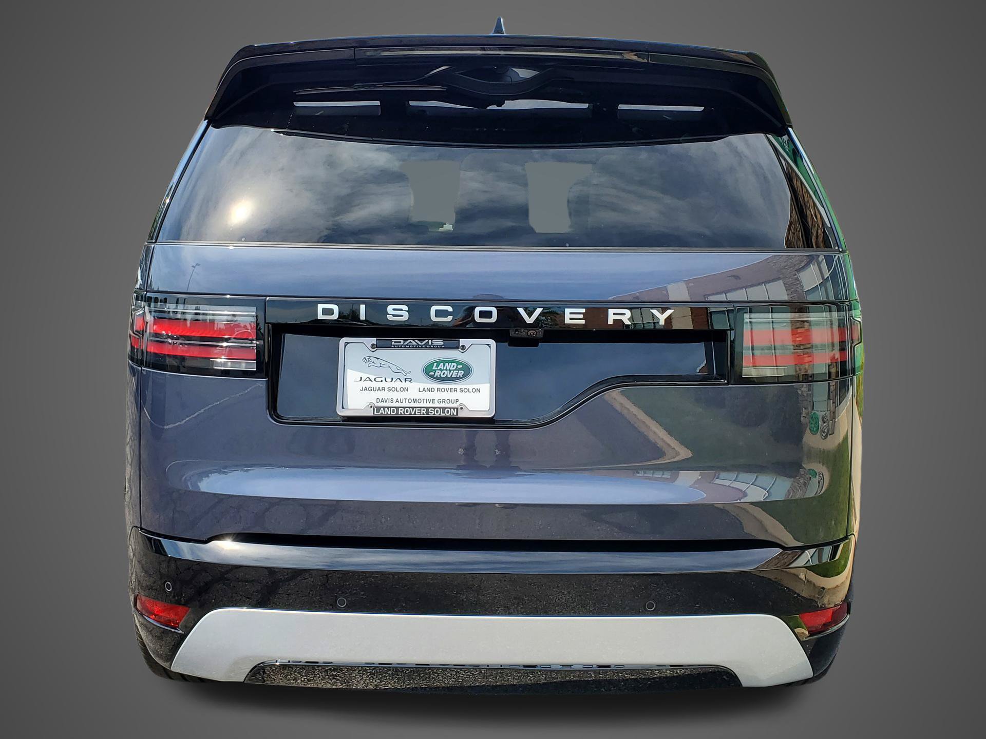 New 2026 Land Rover Discovery Limited Edition AWD/4WD image 6